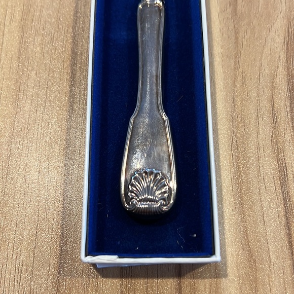Vintage Reed and Barton Silverplate Winterthur Museum Letter Opener - Picture 3 of 8